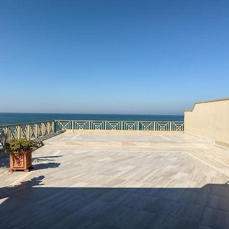 Le Rocella 4 - 2 Adults And 4 Children Only Apartman Ballito Kültér fotó
