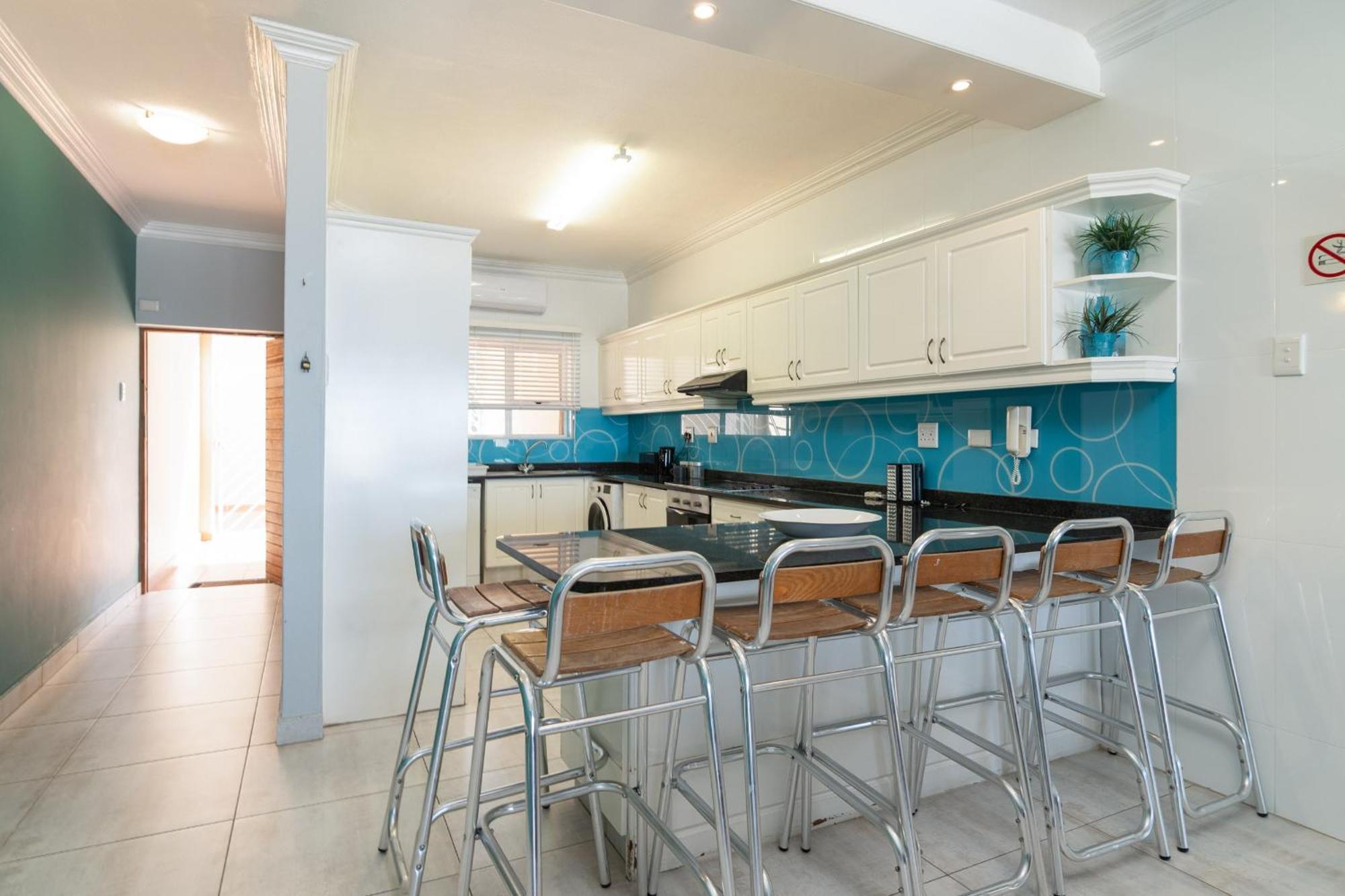 Le Rocella 4 - 2 Adults And 4 Children Only Apartman Ballito Kültér fotó